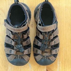 Keen Toddler Brown Suede Sandals